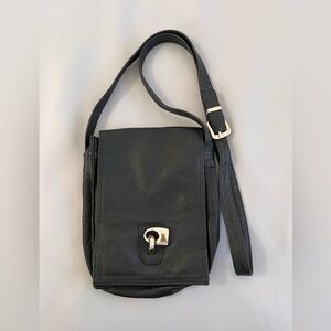 Sorpresa! Black Leather Crossbody Shoulder Purse Bag Studded Boho‎